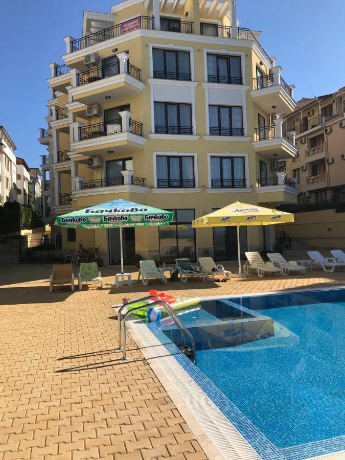 Horizon Katrina Apartments - Sea Line & Beach Access Sveti Vlas Dış mekan fotoğraf