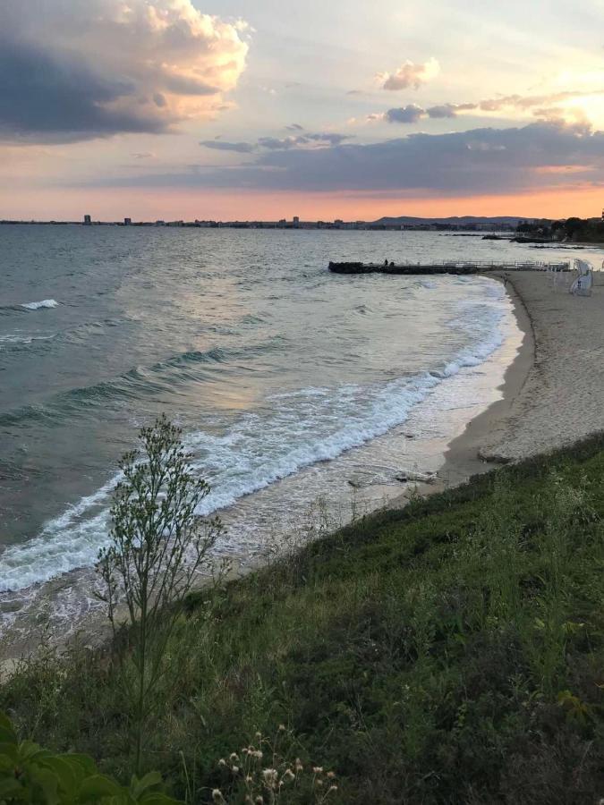 Horizon Katrina Apartments - Sea Line & Beach Access Sveti Vlas Dış mekan fotoğraf