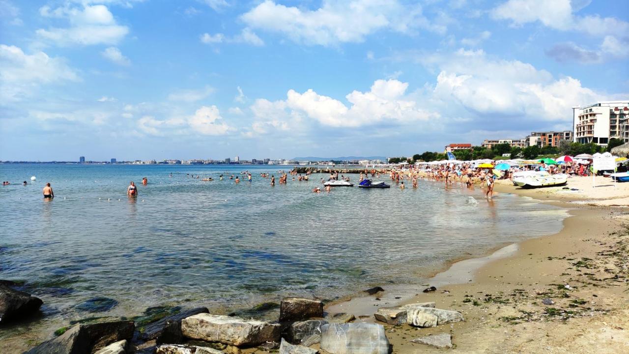 Horizon Katrina Apartments - Sea Line & Beach Access Sveti Vlas Dış mekan fotoğraf
