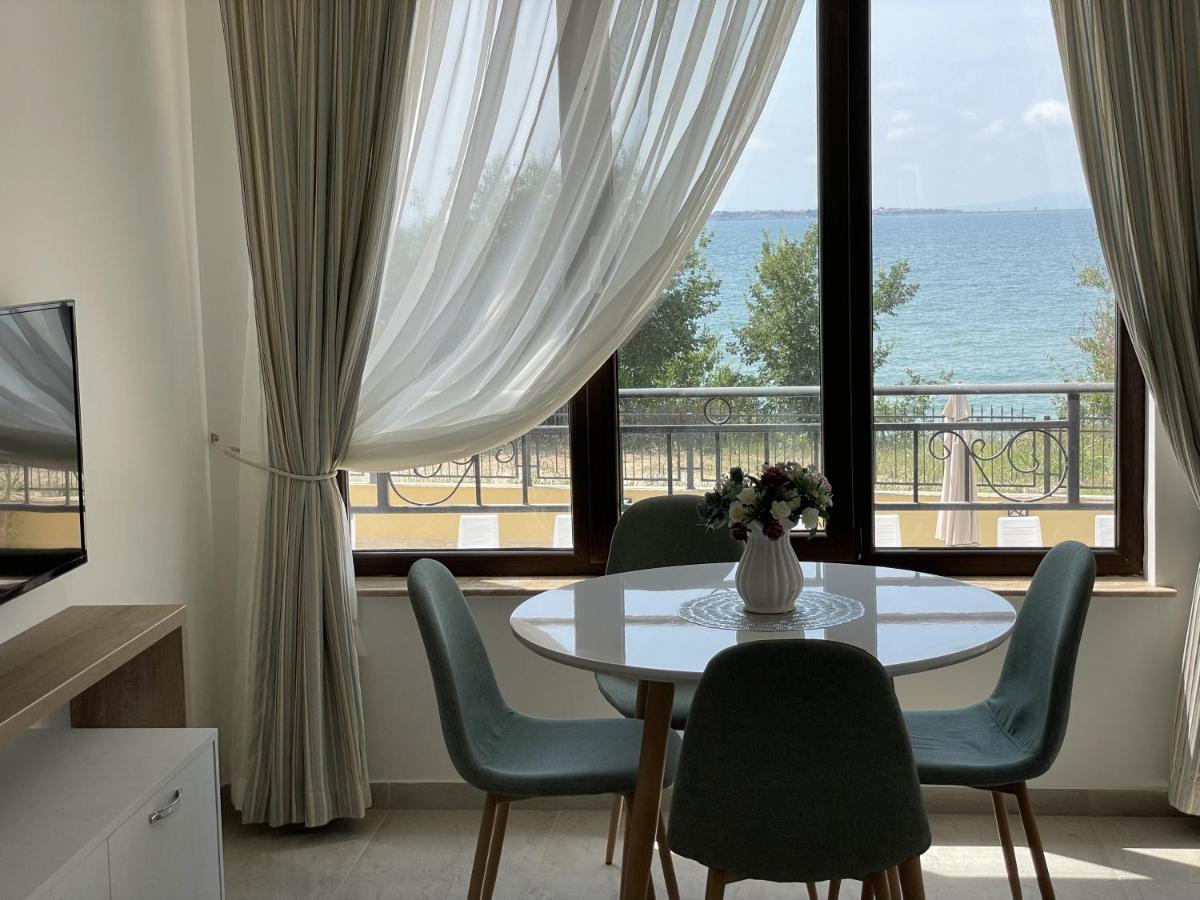 Horizon Katrina Apartments - Sea Line & Beach Access Sveti Vlas Dış mekan fotoğraf